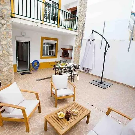 Waters House Apartmán