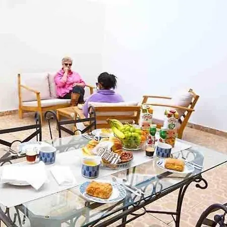 Waters House 아파트 페니케